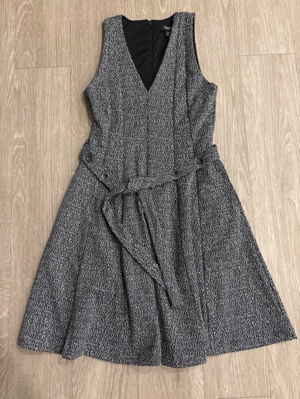 Simply Vera Vera Wang V neck Belted Dess 086689